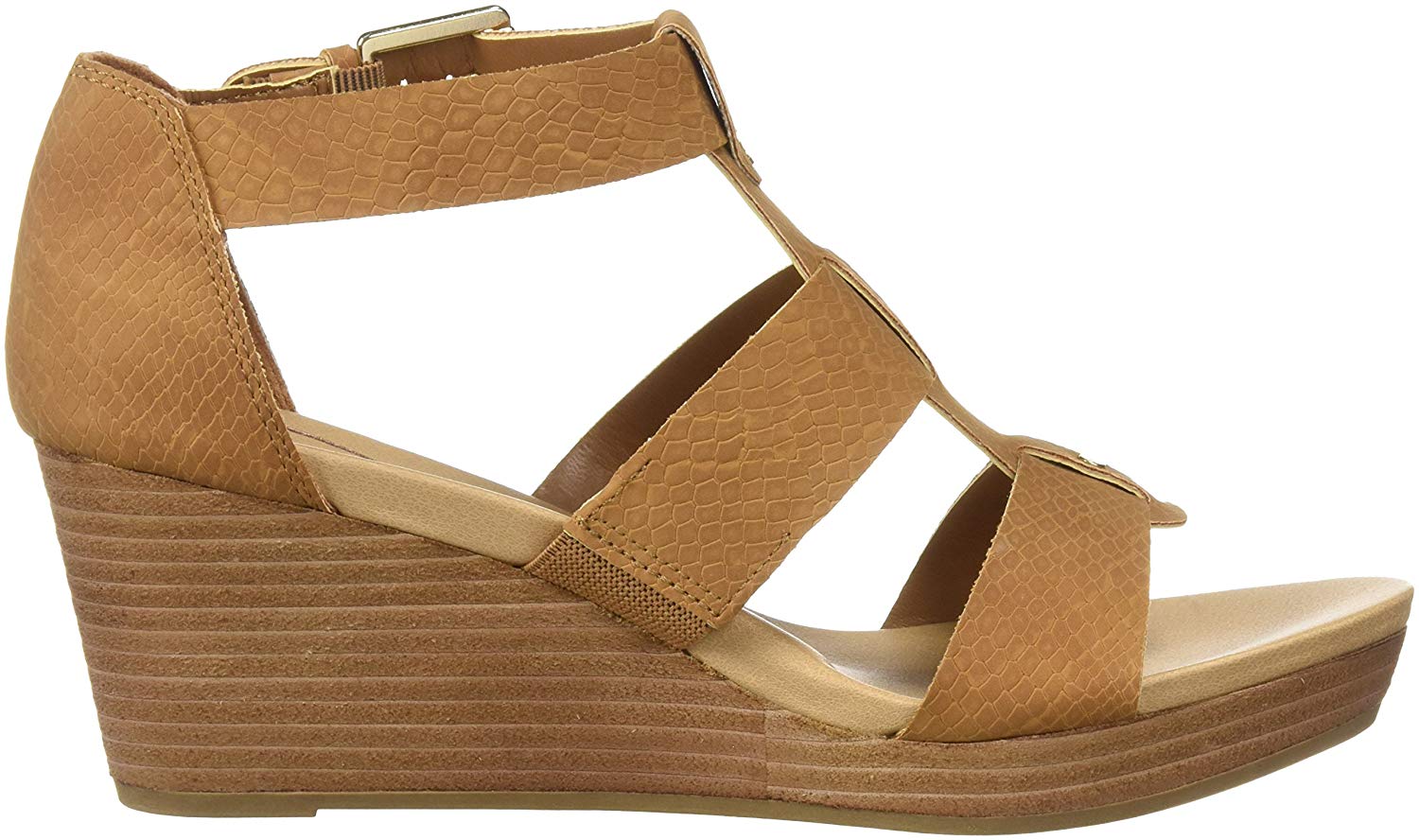 casual strappy sandals